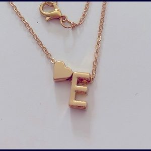 NWOT Dainty Letter Monogram E Heart Fashion Necklace